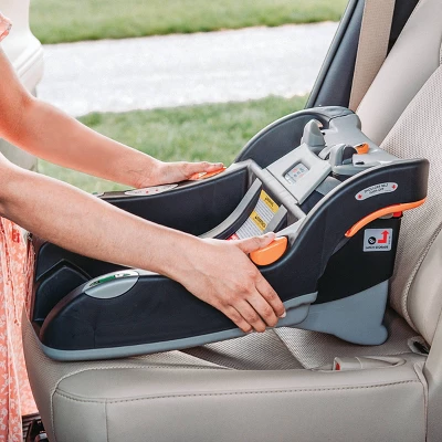 Chicco KeyFit 30 ClearTex Infant Car Seat 4 Chicco KeyFit 30 ClearTex Infant Car Seat - Image 4