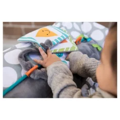 Boppy Preferred Shopping Cart And Restaurant High Chair Cover - Gray Jumbo Dots -Chicco Kids Shop GUEST 1751af39 6ec2 4e0a ada5 9b1e9150228a