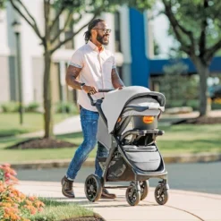 Chicco Bravo LE Travel System 2.0 Driftwood -Chicco Kids Shop GUEST 1f8c33d4 5f8d 4948 b127 3efe2c7cc720