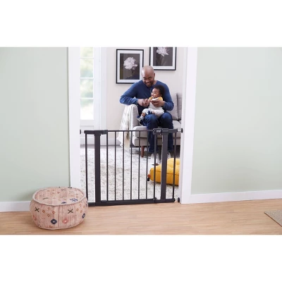 Safety 1st Easy Install Walk Through Baby Gate - Black 3 Safety 1st Easy Install Walk Through Baby Gate - Black - Image 3