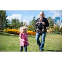 GoGoVie Premium Baby Carrier - Black -Chicco Kids Shop GUEST 2c558c7b 2087 421a a246 04c1e835a58b