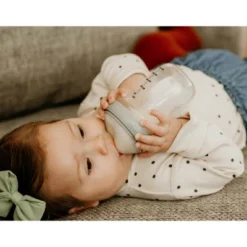 Haakaa Generation 3 Glass Bottle - 6oz -Chicco Kids Shop GUEST 373f104e 3816 457d 855b e78737bc7b4a