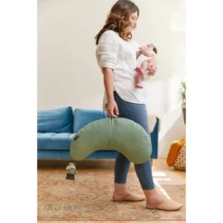 DockATot La Maman Wedge Nursing Pillow -Chicco Kids Shop GUEST 44d3381e 4403 4d26 a2a8 a0ba50557f6b