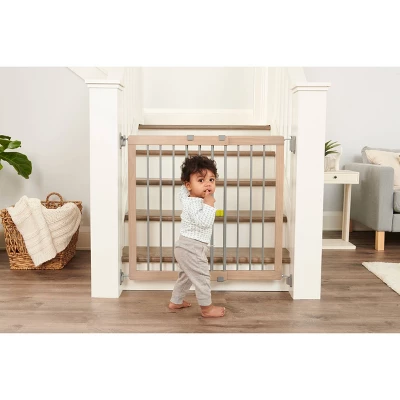 Regalo Wood Decor Top Of Stair Gate 2 Regalo Wood Decor Top Of Stair Gate - Image 2