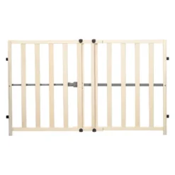 Regalo Wooden Expandable Safety Gate -Chicco Kids Shop GUEST 5eb06074 b81c 43e9 a6f0 8c46dc73ca9a