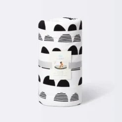 Round Activity Playmat Scallop - Cloud Island™ Black/White -Chicco Kids Shop GUEST 67467ea3 4206 4690 a1fc a598e3fa042d