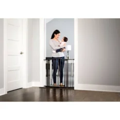 Regalo Bronze Arched Decor Safety Gate -Chicco Kids Shop GUEST 690f09b1 dd36 43a7 b6f7 3c012c7d68ee