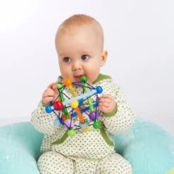 Manhattan Toy Skwish Color Burst Rattle And Teether Grasping Activity Toy (Un-boxed)