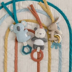 Itzy Ritzy Wooden Ritzy Activity Gym With Playmat And Three Removable Toys -Chicco Kids Shop GUEST 7e2998fb 221a 4abe be68 8914c1162caf