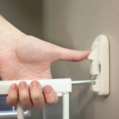 Toddleroo By North States Tall Easy Swing And Lock Stairway Gate 5 Toddleroo By North States Tall Easy Swing And Lock Stairway Gate -Chicco Kids Shop GUEST 84274295 4b3f 4a87 af24 4ed013b2b21c