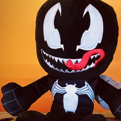 Bleacher Creatures Marvel Venom 8" Kuricha Sitting Plush 3 Bleacher Creatures Marvel Venom 8" Kuricha Sitting Plush - Image 3