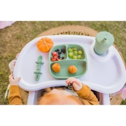 Re-Play Silicone Suction Divided Dining Plate With Lid - Sage -Chicco Kids Shop GUEST 8894e82e 56fb 4407 b25a 63d0c9452b60