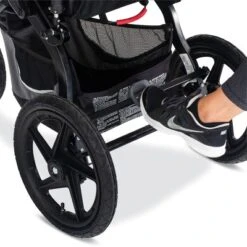 BOB Gear Revolution Flex 3.0 Jogging Stroller - Lunar Black -Chicco Kids Shop GUEST 9341a9a3 e52e 452e 8459 5038a3924eb9