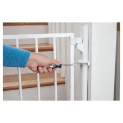 Safety 1st Ready To Install Gate, Fits Between 29" And 42" 10 Safety 1st Ready To Install Gate, Fits Between 29" And 42" -Chicco Kids Shop GUEST 976ceaae 231c 4717 b0c7 d95a4234b764