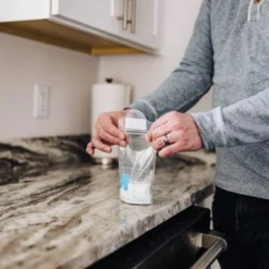 Milk Storage Bags - Up & Up™ -Chicco Kids Shop GUEST a56dc68a 805e 4a91 9e35 52d7de1642f1