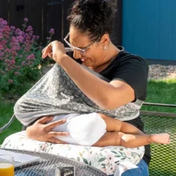 Boppy Original Support Nursing Pillow - Pink Garden -Chicco Kids Shop GUEST a758214f be97 4a38 9aaf 08e20dc05c7f