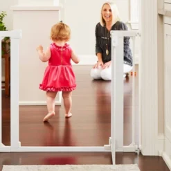 Toddleroo By North States Extra-Wide Bright Choice Gate -Chicco Kids Shop GUEST a9474ec0 1607 47a9 a6a8 2a0f51b899df