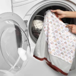 Boppy Multi-Use Cover For Baby - Spice Rainbow Arches -Chicco Kids Shop GUEST a9ff9569 4b6a 4af4 ad53 190926bd62a6