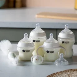 Tommee Tippee Closer To Nature Baby Bottle Gift Set - 8ct