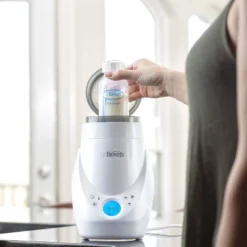 Dr. Brown's Dr. Brown's Deluxe Bottle Warmer & Sterilizer - White 20 Dr. Brown's Dr. Brown's Deluxe Bottle Warmer & Sterilizer - White -Chicco Kids Shop GUEST aded7096 d6fc 4572 9769 ff2cd1afe247