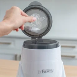 Dr. Brown's Dr. Brown's Deluxe Bottle Warmer & Sterilizer - White 27 Dr. Brown's Dr. Brown's Deluxe Bottle Warmer & Sterilizer - White -Chicco Kids Shop GUEST c0d5a79b e84c 43da ad05 356a736a3853