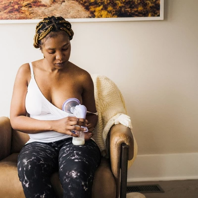 Lansinoh Manual Breast Pump 2 Lansinoh Manual Breast Pump - Image 2