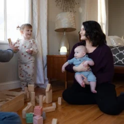 Yogasleep Light To Rise Sleep Trainer And Sound Machine -Chicco Kids Shop GUEST cd5e2ac8 b8d4 42d3 9c40 3549108f1c3e