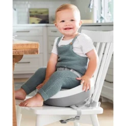 Skip Hop Sleek Booster Seat - Gray/White -Chicco Kids Shop GUEST e0de8363 baf3 4879 9eaa b20fb6a72bfa