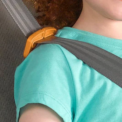 Chicco GoFit Backless Booster Car Seat 5 Chicco GoFit Backless Booster Car Seat - Image 5