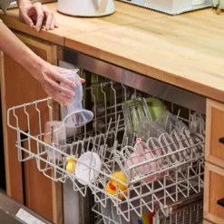 Medela Silicone Breast Milk Collector -Chicco Kids Shop GUEST f16f79aa 266d 48eb a38c f60c393adba3