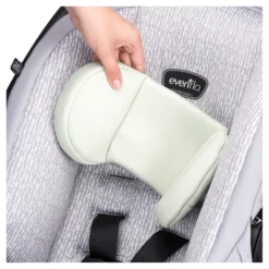 Evenflo LiteMax Infant Car Seat -Chicco Kids Shop GUEST f2b3ce5c ab61 4526 890e e6d17b4beb83