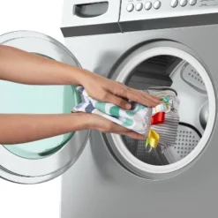 Bright Starts Taggies Door Jumper - Gray -Chicco Kids Shop GUEST fbbc6fb8 eaa0 4d14 9dab 4a9e2624fa40