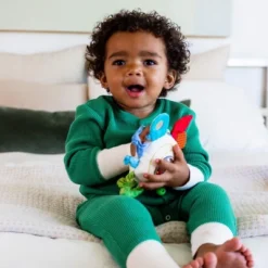 HABA Teether Cuddly Rainbow Round - Soft Activity Toy With Rattling & Teething Elements 9 HABA Teether Cuddly Rainbow Round - Soft Activity Toy With Rattling & Teething Elements -Chicco Kids Shop GUEST feadfa6d 24c9 4cbb a43b ff79452325a5